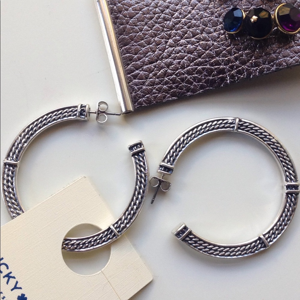 Lucky brand earrings 😍❤️❤️